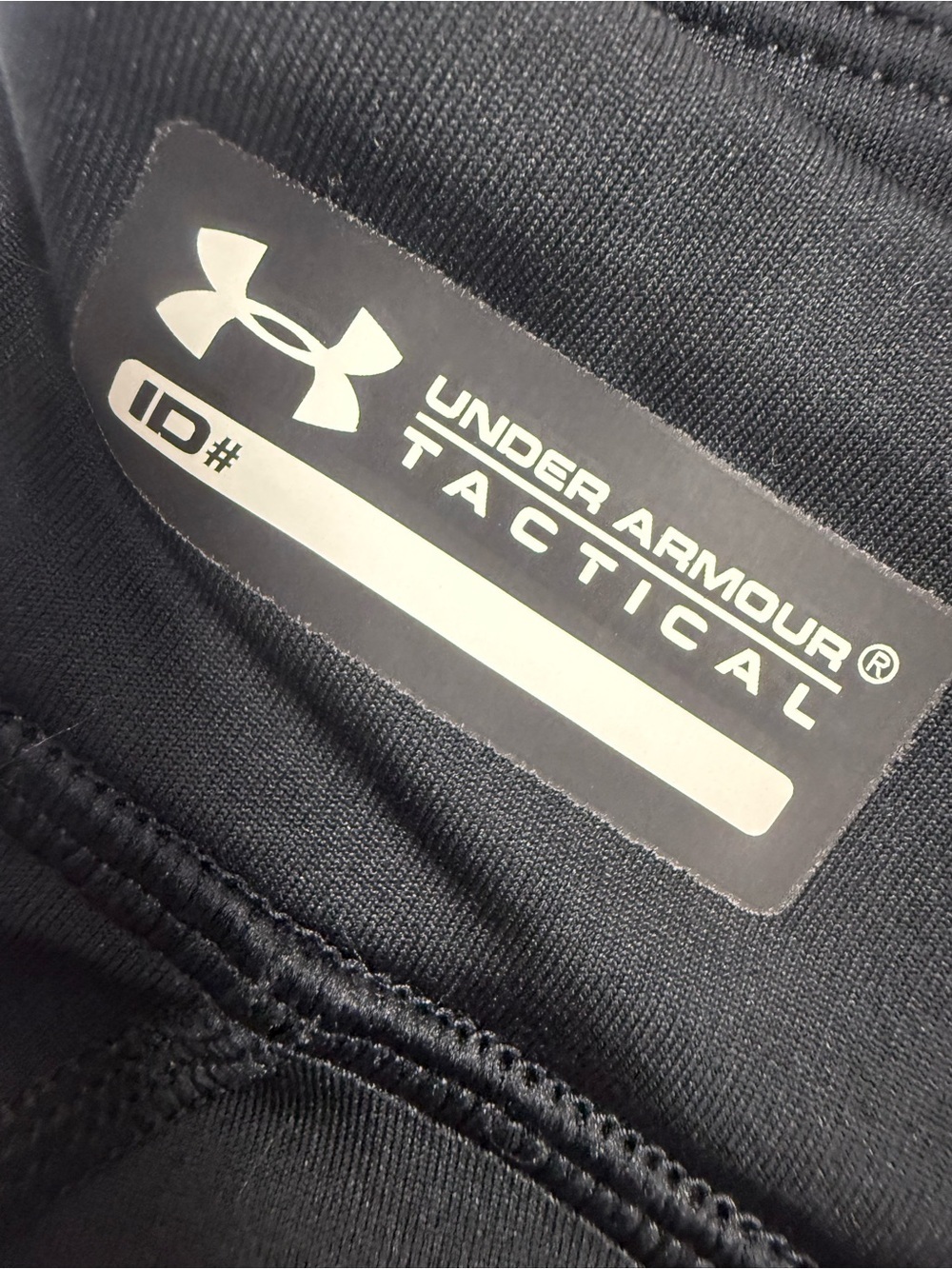 Under Amour Cold Gear Black Leggings Size Medium - Picture 4 of 8